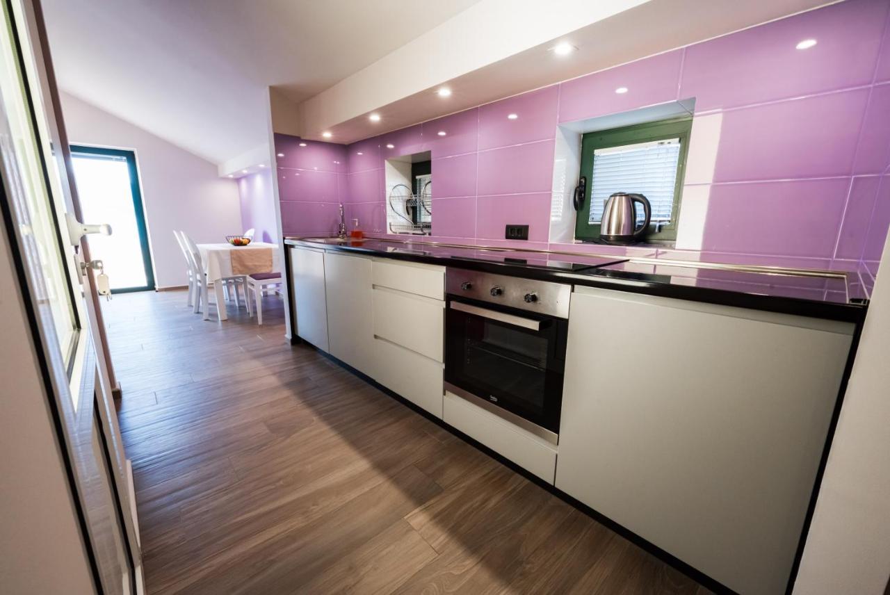 Apartments Ponta Krasici Tivat Ngoại thất bức ảnh
