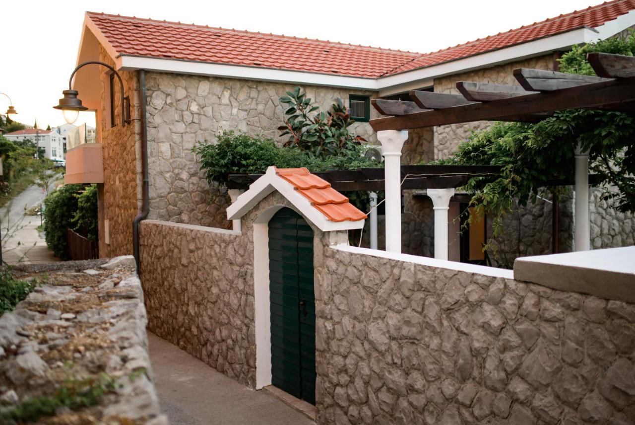 Apartments Ponta Krasici Tivat Ngoại thất bức ảnh