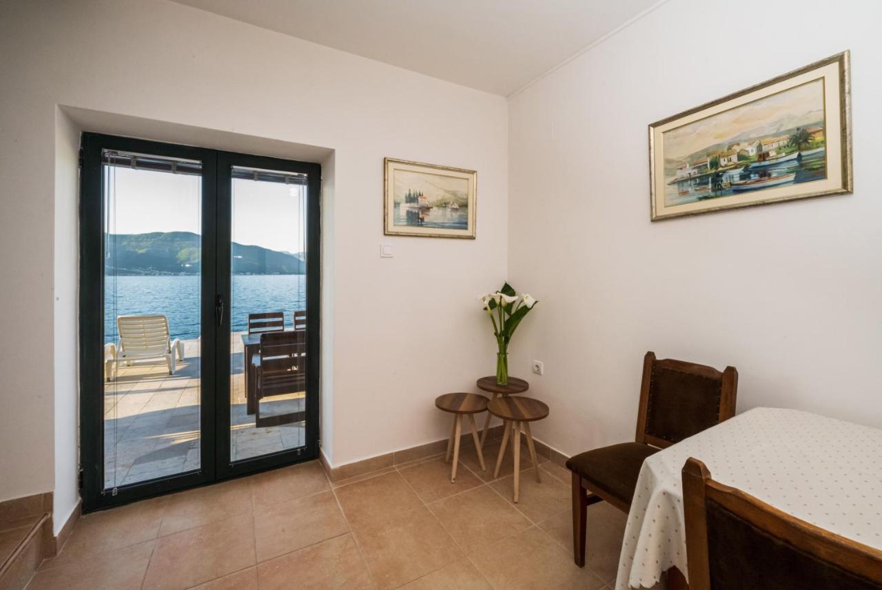 Apartments Ponta Krasici Tivat Ngoại thất bức ảnh
