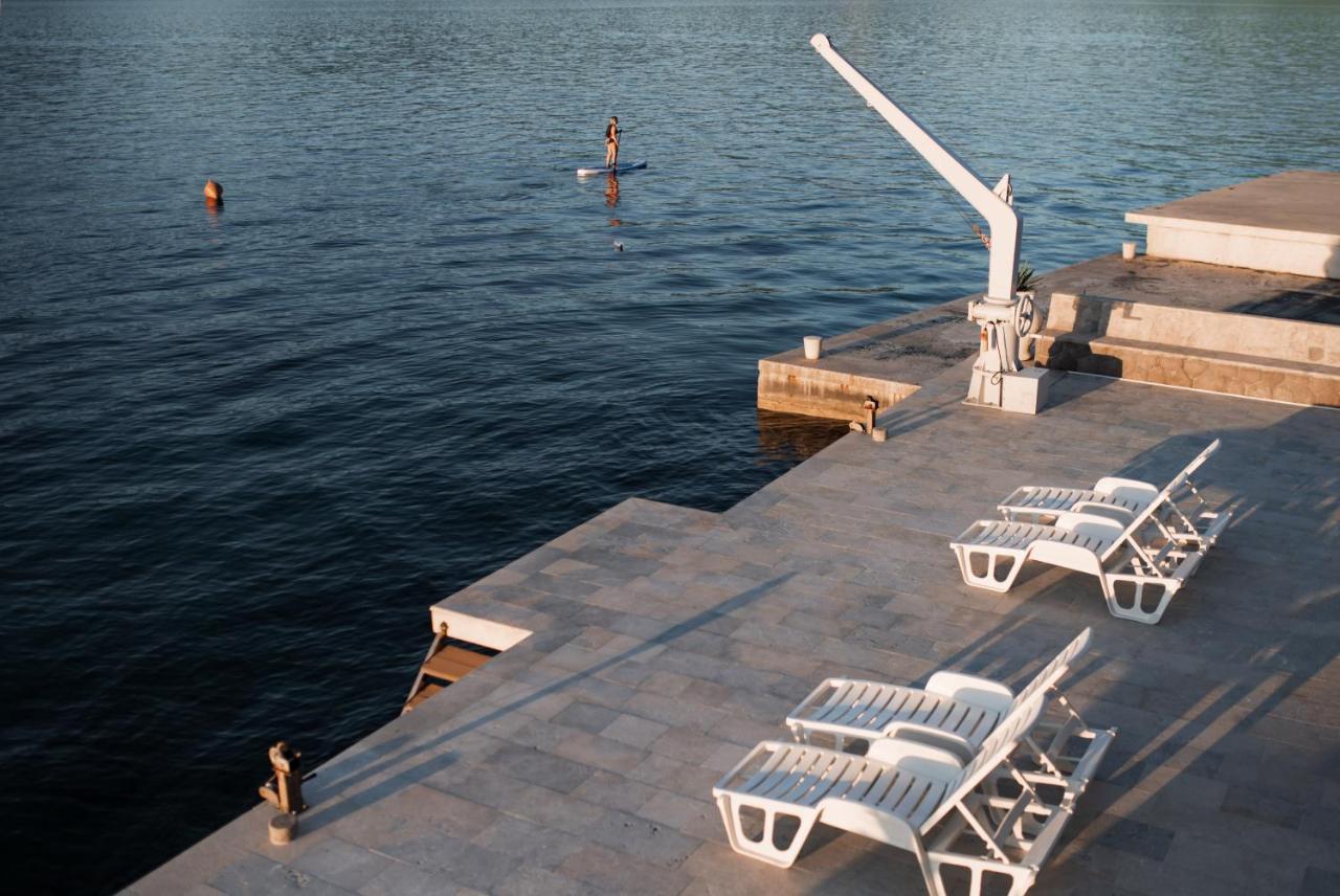 Apartments Ponta Krasici Tivat Ngoại thất bức ảnh